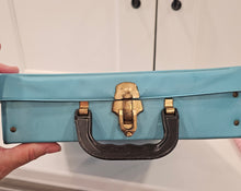 Load image into Gallery viewer, Vintage Vinyl Doll Travel Case