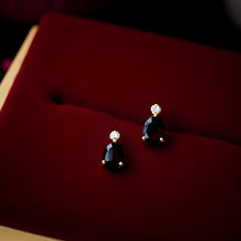 Load image into Gallery viewer, Garnet Earrings