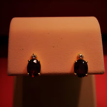 Load image into Gallery viewer, Garnet Earrings