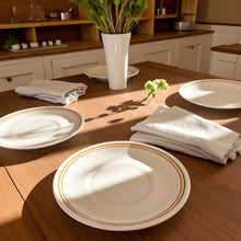 Load image into Gallery viewer, Set of 4 Royal China Plates