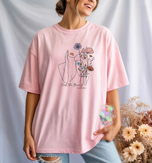 Find the Beauty in Everyday Graphic Tee