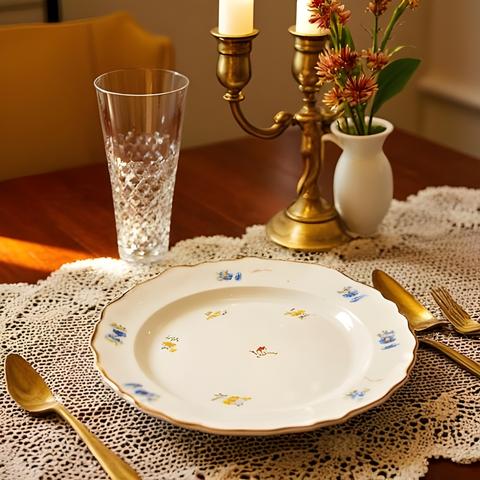 Meissen Set of Two Flower Toss Plates